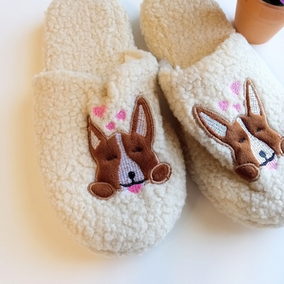 Corgi dog soft tan slippers New - Picture 2 of 4